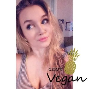 Meet your Posher, Deanna